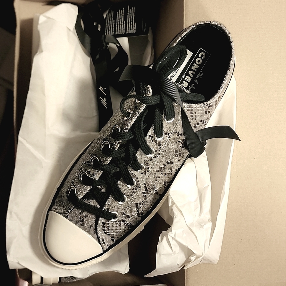 Converse chuck Low Top size 11